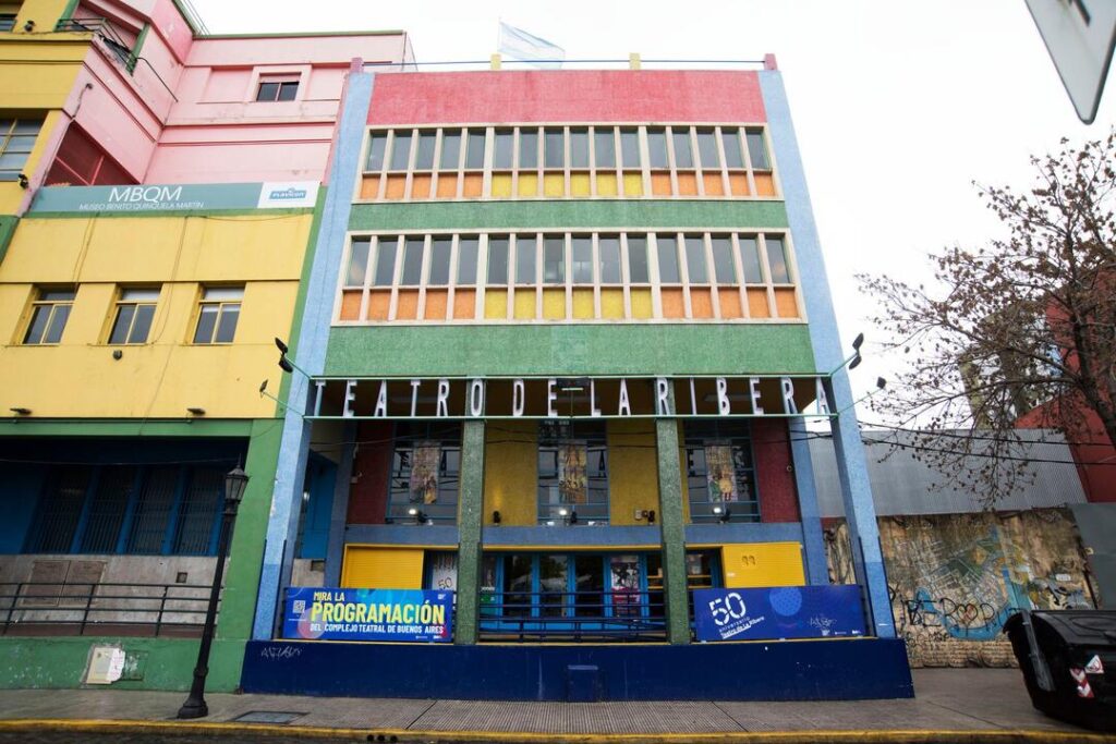 El Teatro de la Ribera, un escenario atravesado por la historia de La Boca