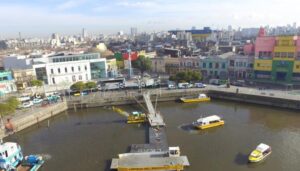La Boca celebra sus 155 años con música, arte y navegaciones por el Riachuelo
