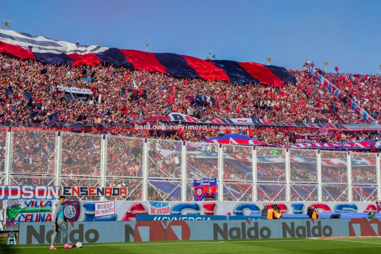 San Lorenzo recibe a Independiente en el Nuevo Gasómetro. Conocé cuándo se juega el partido y cómo comprar entradas.