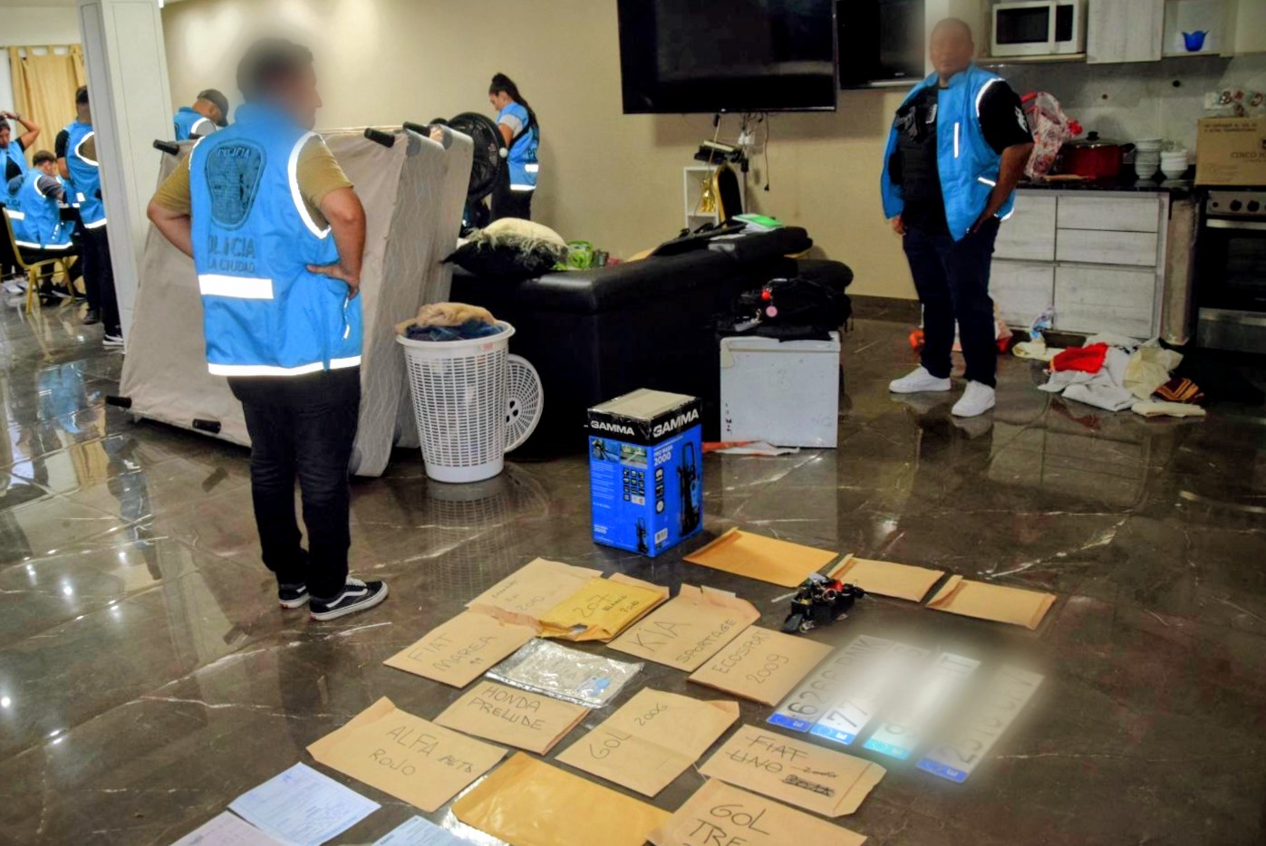 Cayó una banda de estafadores tras un megaoperativo con 26 allanamientos