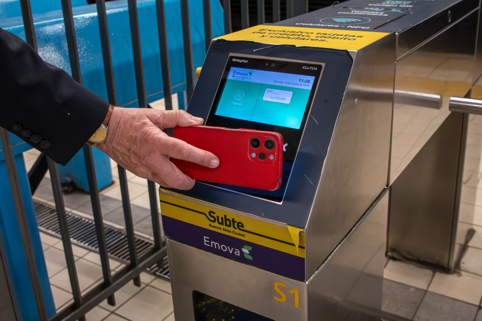 Atención: hay que reempadronarse para seguir viajando gratis en subte