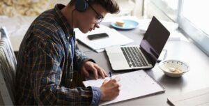 Una capacitación virtual enseña a preparar el CV y afrontar entrevistas laborales