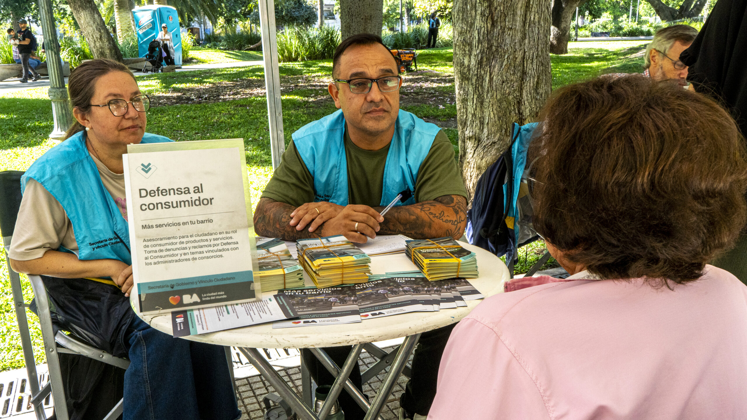 Más Servicios en tu Barrio llega con vacunación, trámites y un operativo especial para personas mayores