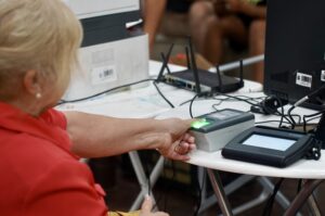 Trámites, controles de salud y servicios para mascotas llegan a cinco barrios