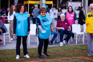 Más de 400 personas mayores participaron de las Olimpíadas en Parque Roca