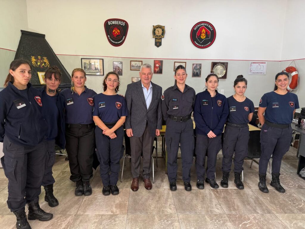 La Boca ya cuenta con la primera dotación femenina de Bomberos de la Ciudad