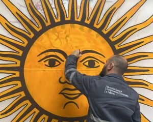 El Sol de Mayo: las reglas que definen su diseño en la Bandera argentina