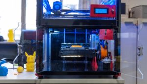 Las escuelas recuperan impresoras 3D con un nuevo circuito de reparación