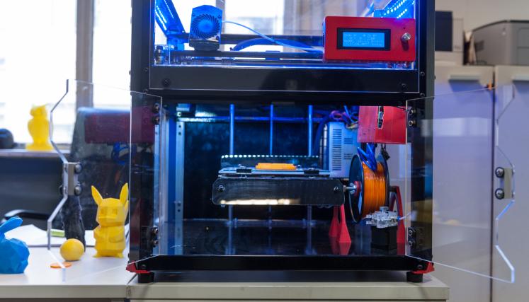 Las escuelas recuperan impresoras 3D con un nuevo circuito de reparación