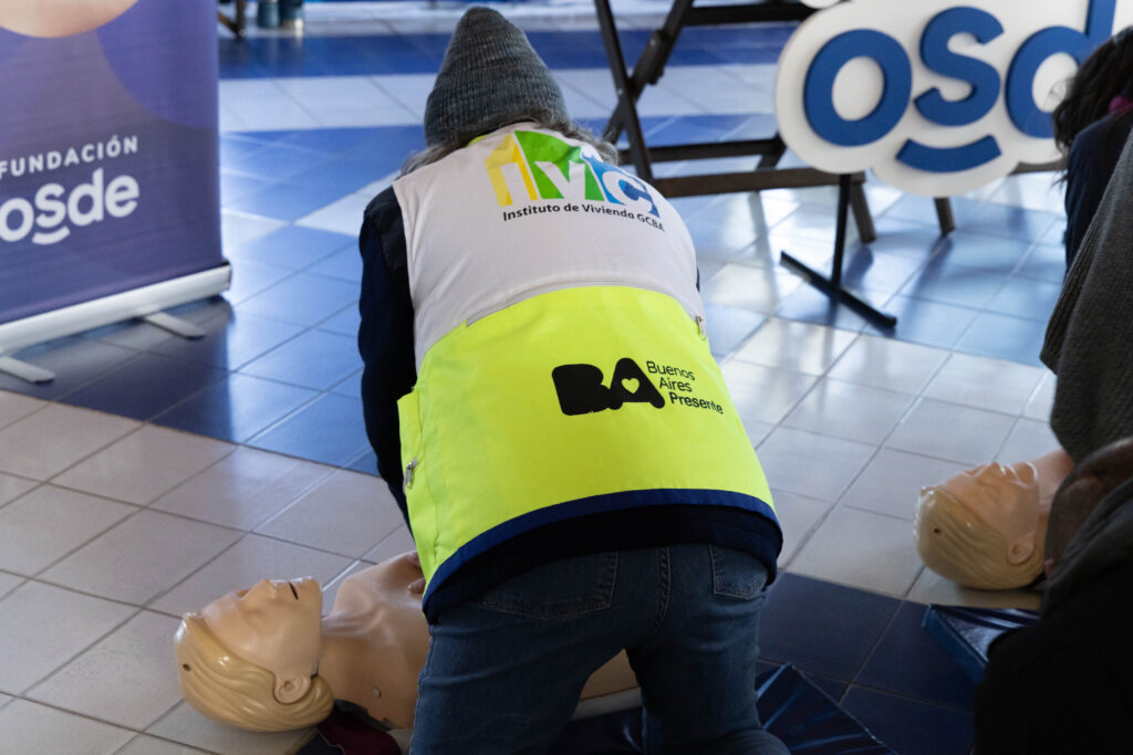 Controles, vacunas y RCP: una jornada acercó servicios gratuitos al Parque de la Ciudad