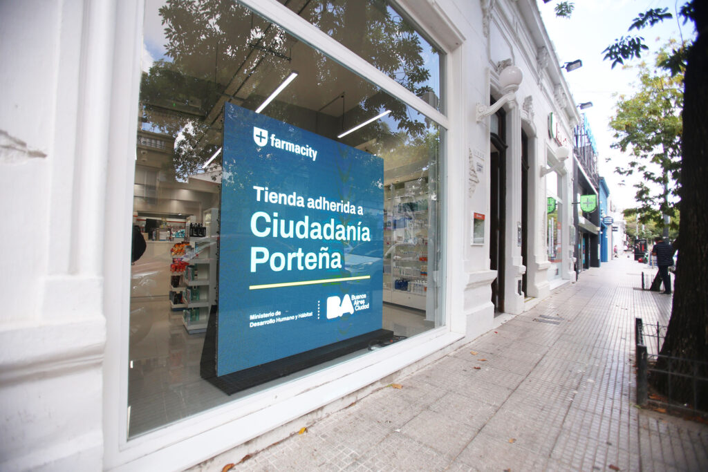 Ciudadanía Porteña suma farmacias para ampliar el uso del beneficio