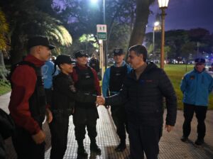 La Policía porteña suma chalecos inteligentes con ubicación en tiempo real