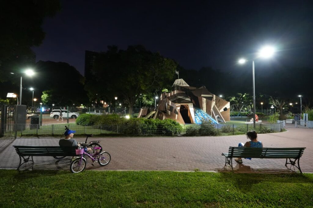 La noche porteña gana luz con una nueva etapa de modernización