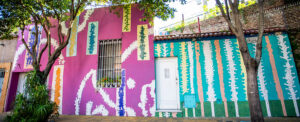 Pasaje Lanín: el rincón de Barracas convertido en una obra de arte a cielo abierto