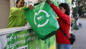 Dónde llevar residuos reciclables en los barrios porteños