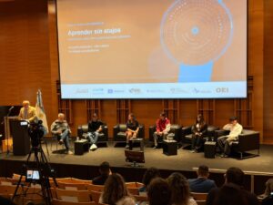 Alumnos porteños debatieron la IA en las aulas